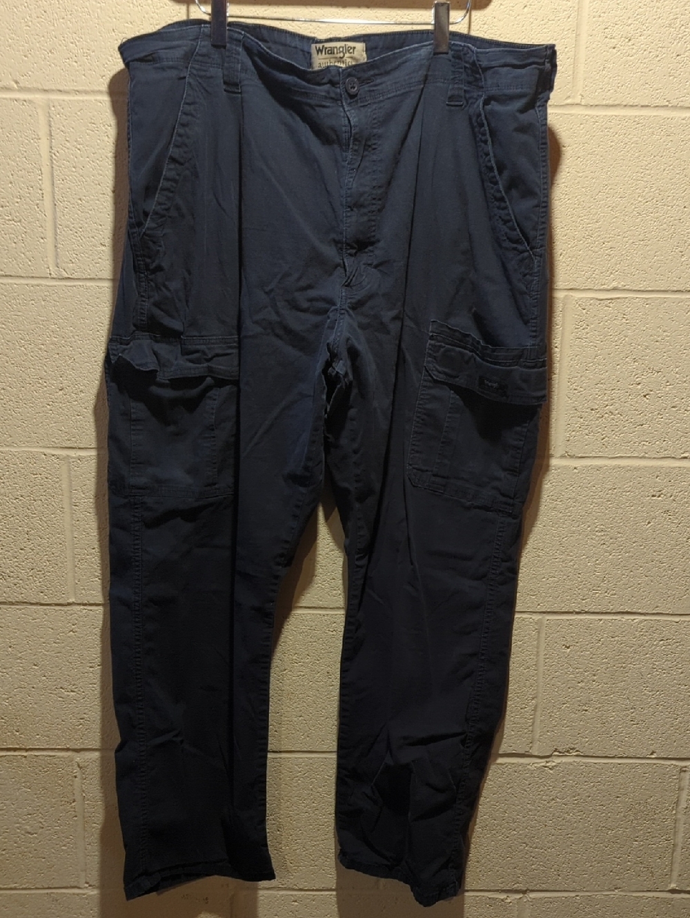 Wrangler Men's Black Cargo Pants with Utility Pockets
